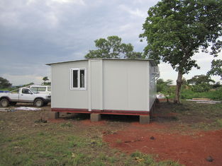 China Prefabricated Temporality Relief House / Shipping Container Homes supplier